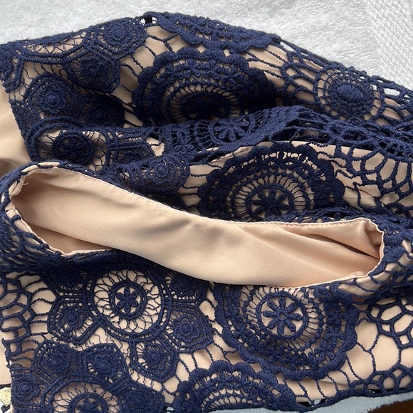 Eliza J Dress size 4 GUC - Picture 5 of 8